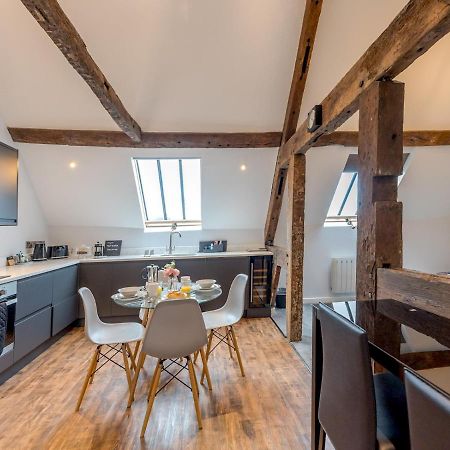 Pass The Keys 5C Charming Town Centre Apartment With Roof Top Views Shrewsbury Exteriör bild