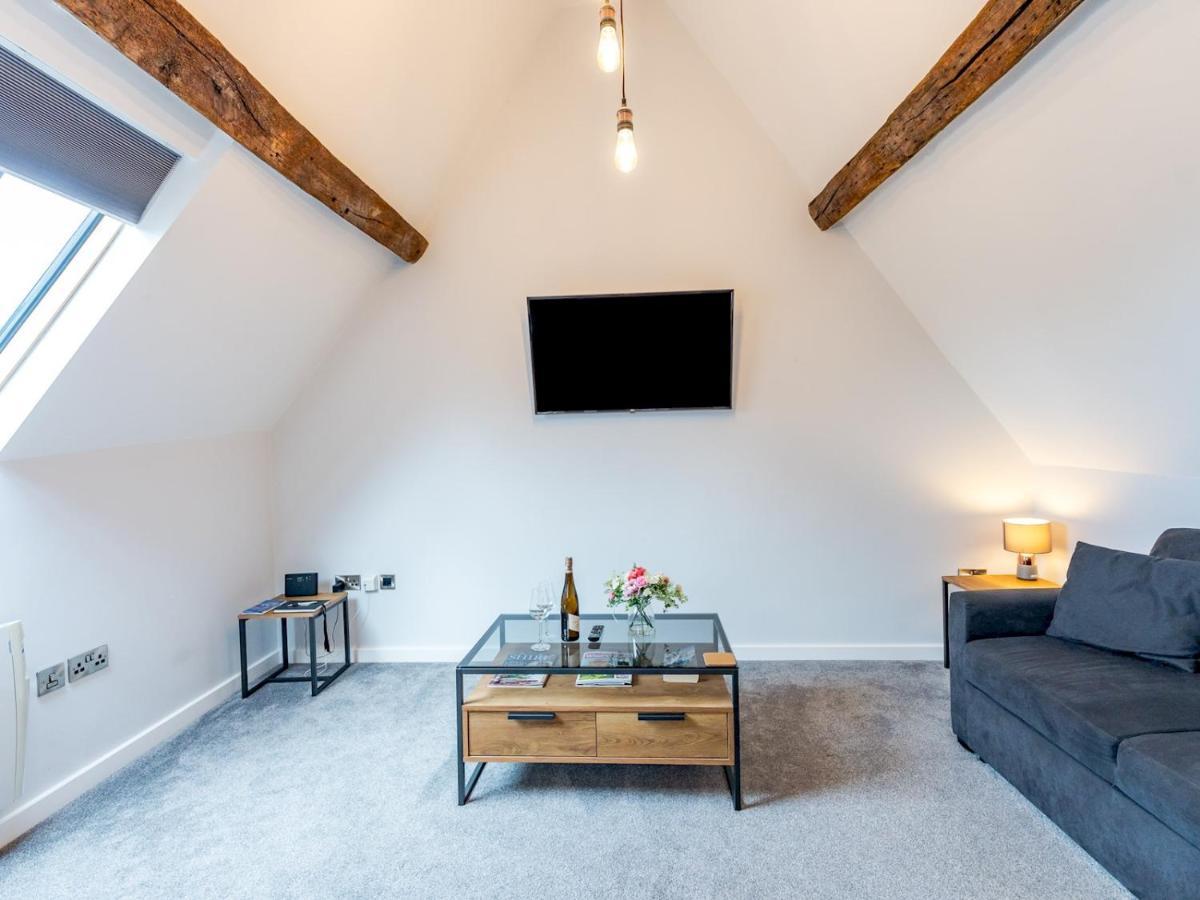 Pass The Keys 5C Charming Town Centre Apartment With Roof Top Views Shrewsbury Exteriör bild